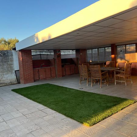 Chalet Piscina Jakuzzi Sevilla Hacienda de Tarazona Exterior photo